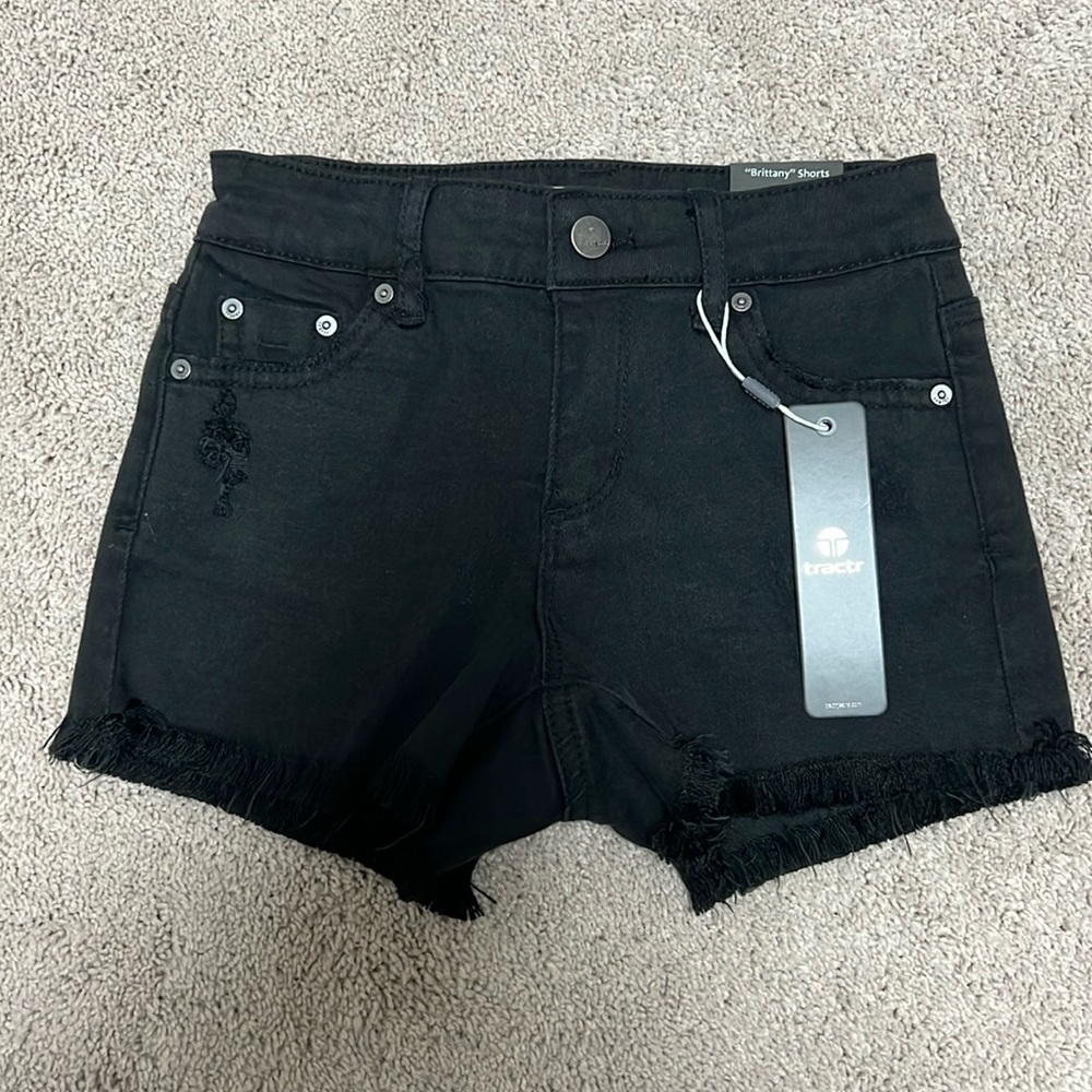 NWT tractr black denim shorts